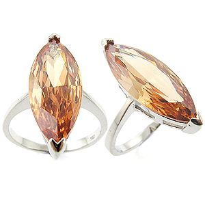 Stunning 925 Sterling Silver Champagne Cubic Zirconia Ring Size 6